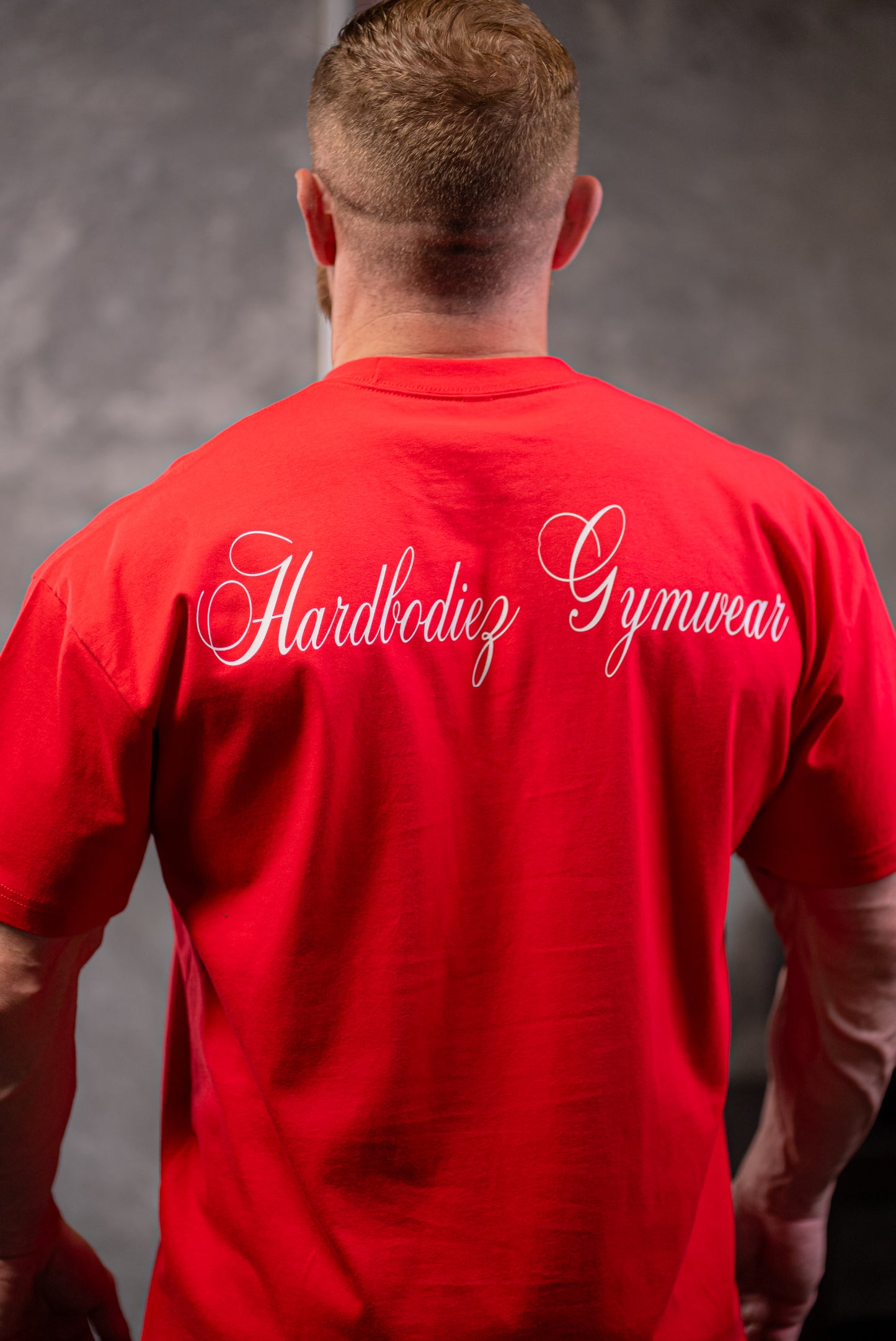 Cursive pump cover