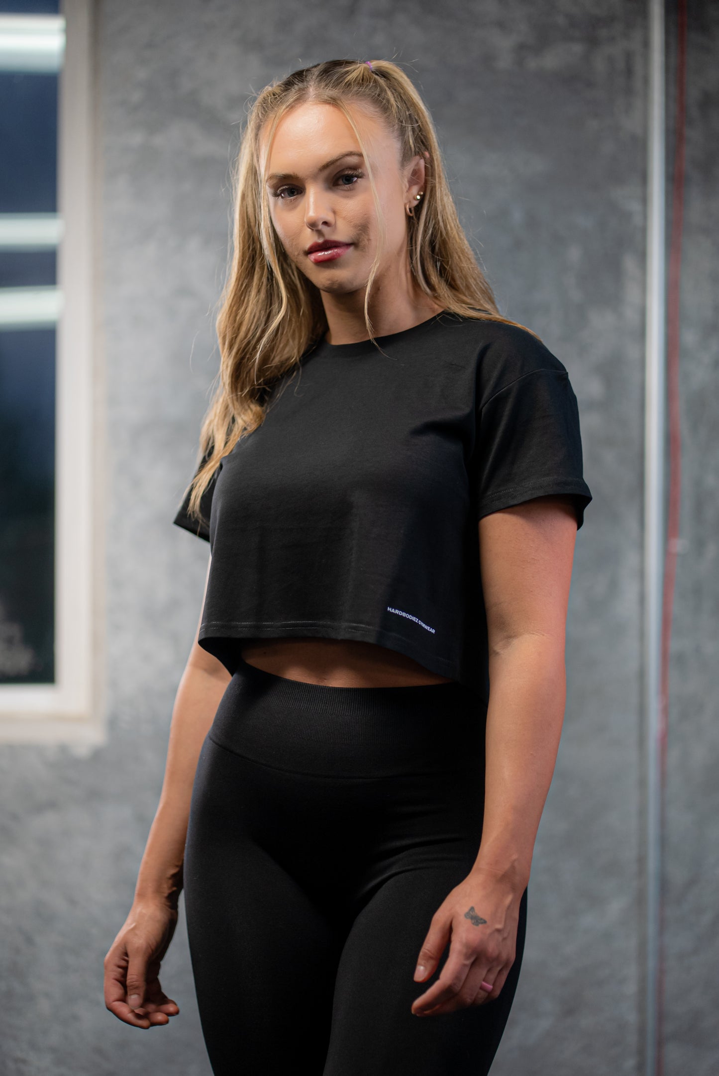 Crop mini logo T