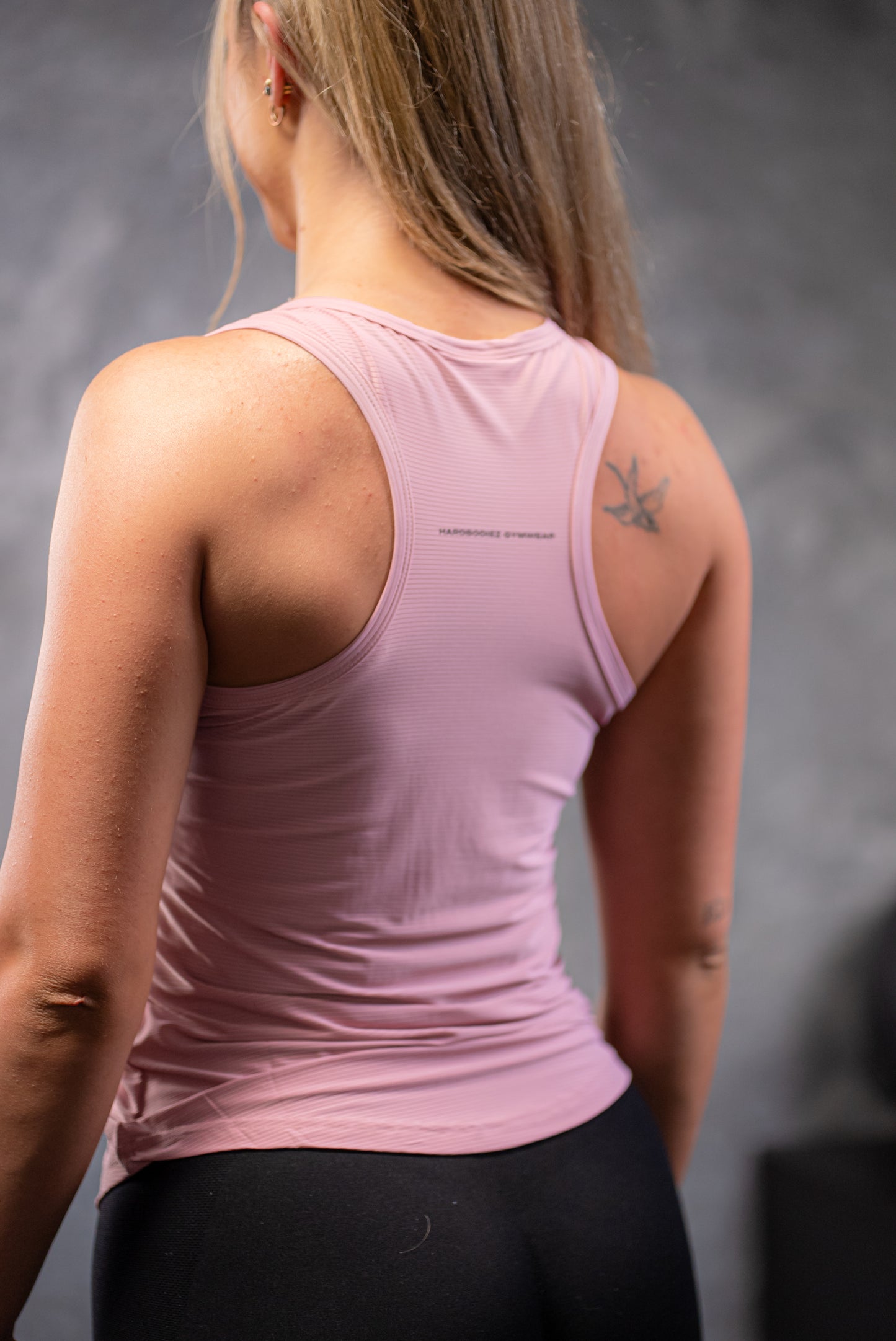 Reign Tank